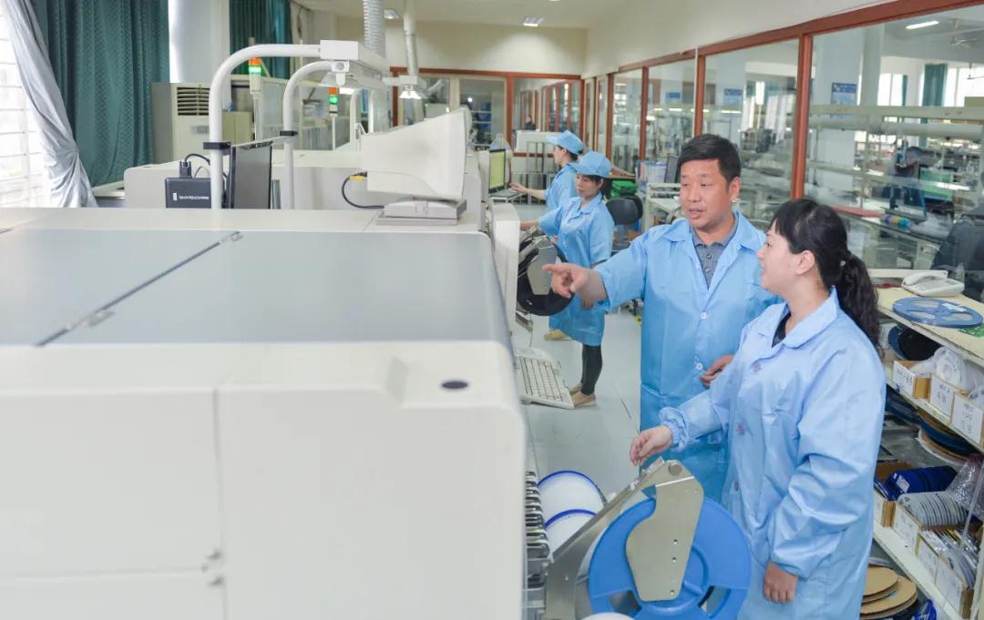 閩北日?qǐng)?bào)2020年12月11日?qǐng)?bào)道：苦練“內(nèi)功”！閩北這家企業(yè)不斷增強(qiáng)核心競(jìng)爭(zhēng)能力